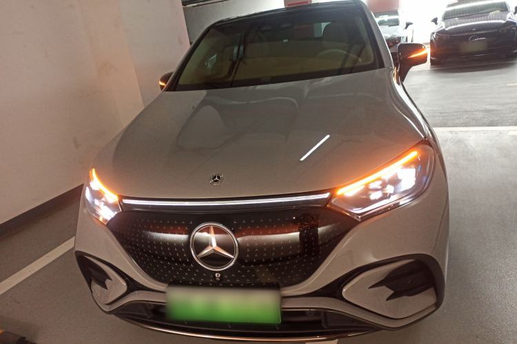 Used Mercedes-Benz EQE SUV 2024 500 4MATIC Flagship Edition Front