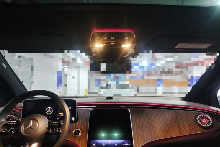 Used Mercedes-Benz EQE SUV 2024 350 4MATIC Luxury Edition Headliner