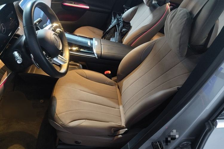 Used Mercedes-Benz EQE SUV 2024 350 4MATIC Luxury Edition Left Front Seat