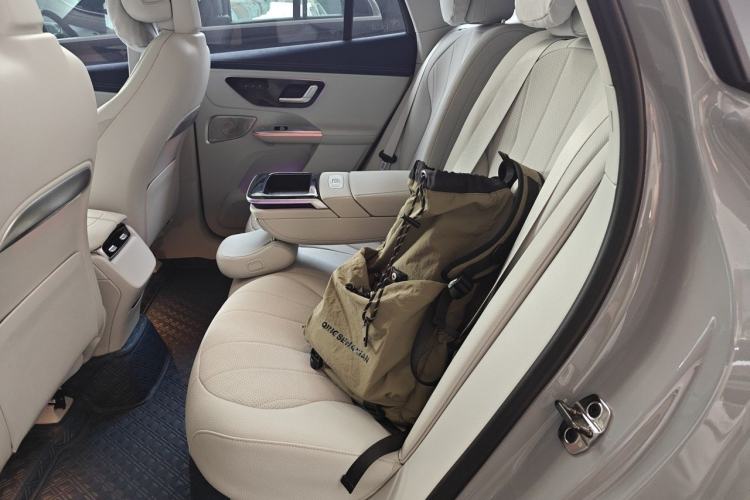 Used Mercedes-Benz EQE SUV 2024 350 4MATIC Luxury Edition Left Rear Seat