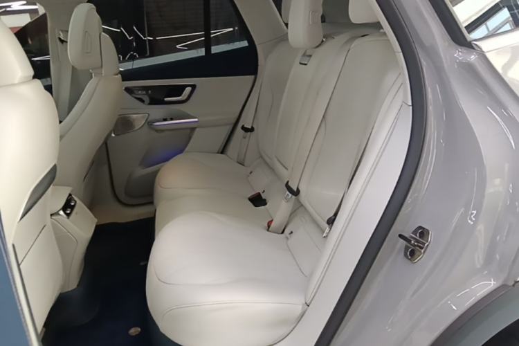Used Mercedes-Benz EQE SUV 2024 350 4MATIC Luxury Edition Left Rear Seat