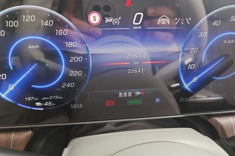 Used Mercedes-Benz EQE SUV 2024 350 4MATIC Luxury Edition Odometer Close Up