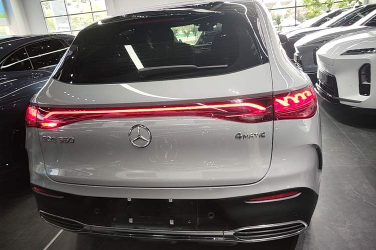 Used Mercedes-Benz EQE SUV 2024 350 4MATIC Luxury Edition Rear