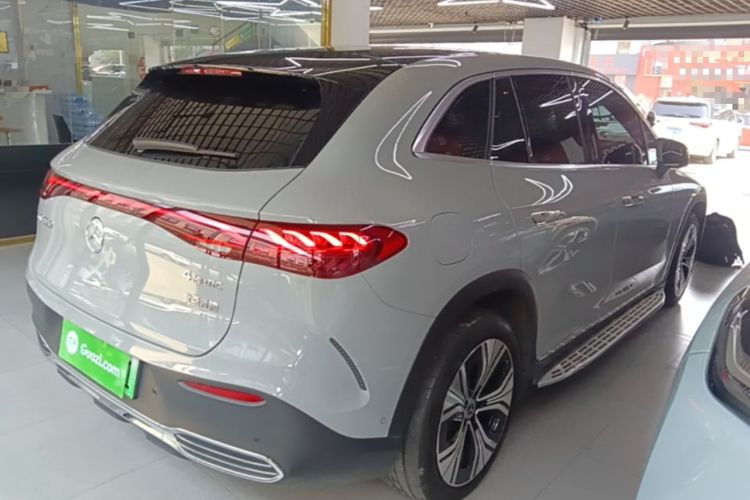 Used Mercedes-Benz EQE SUV 2024 350 4MATIC Luxury Edition Rear Right 45 Deg