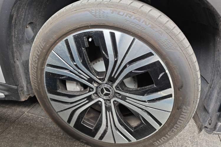 Used Mercedes-Benz EQE SUV 2024 350 4MATIC Luxury Edition Right Front Wheel Hub