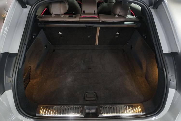 Used Mercedes-Benz EQE SUV 2024 350 4MATIC Luxury Edition Trunk