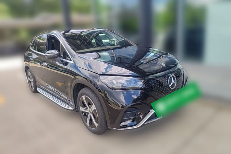 Used Mercedes-Benz EQE SUV 2024 500 4MATIC Pioneer Edition Front Right 45 Deg