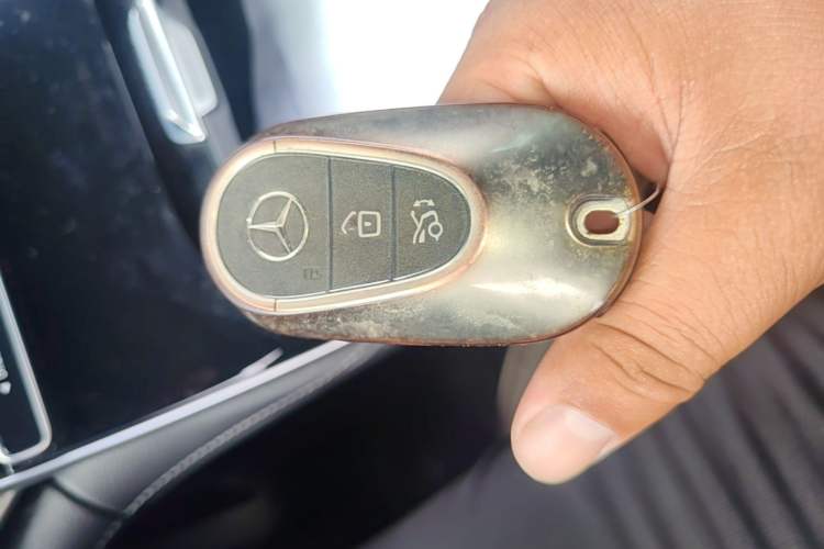 Used Mercedes-Benz EQE SUV 2024 500 4MATIC Pioneer Edition Vehicle Key