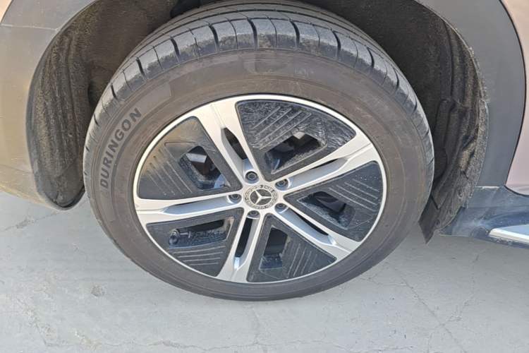 Used Mercedes-Benz EQE SUV 2024 500 4MATIC Pioneer Edition Right Rear Wheel Hub