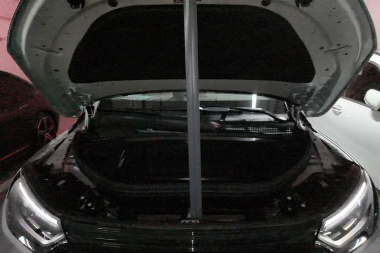 Used Mercedes-Benz EQE SUV 2024 350 4MATIC Luxury Edition Engine Bay