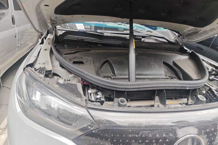 Used Mercedes-Benz EQE SUV 2024 350 4MATIC Luxury Edition Engine Bay Right
