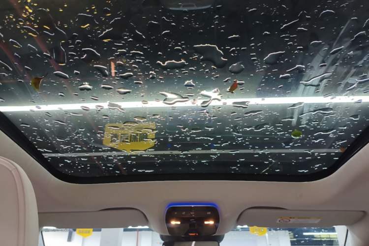 Used Mercedes-Benz EQE SUV 2024 350 4MATIC Luxury Edition Headliner