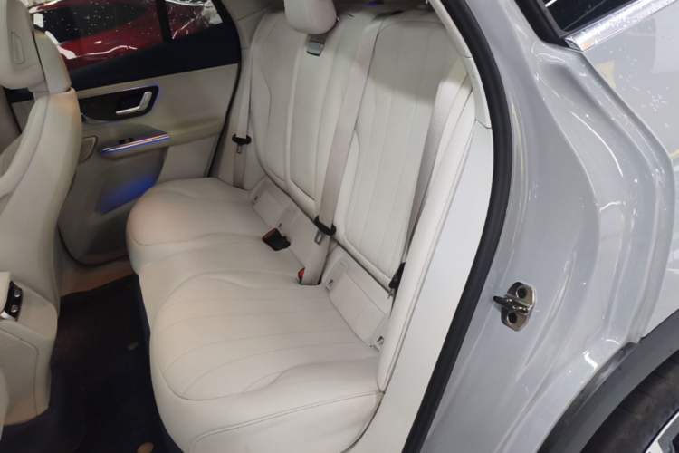 Used Mercedes-Benz EQE SUV 2024 350 4MATIC Luxury Edition Left Rear Seat