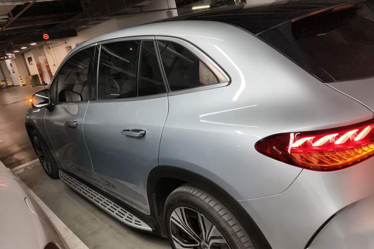 Used Mercedes-Benz EQE SUV 2024 500 4MATIC Luxury Edition Left Side