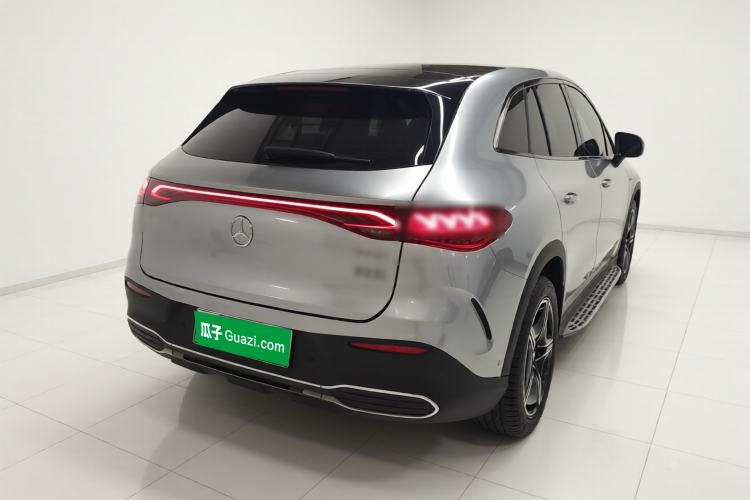 Used Mercedes-Benz EQE SUV 2024 500 4MATIC Flagship Edition Rear Right 45 Deg