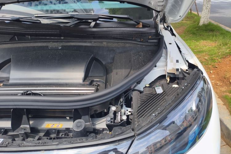 Used Mercedes-Benz EQE SUV 2024 500 4MATIC Pioneer Edition Engine Bay Left