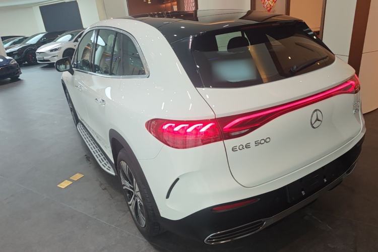 Used Mercedes-Benz EQE SUV 2024 500 4MATIC Luxury Edition Exterior 2