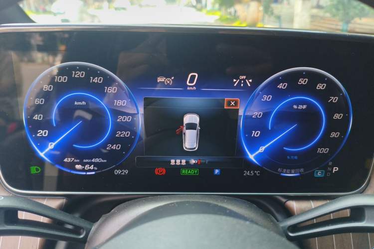 Used Mercedes-Benz EQE SUV 2024 500 4MATIC Pioneer Edition Instrument Cluster