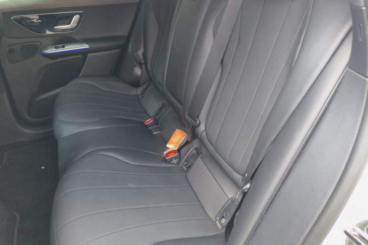 Used Mercedes-Benz EQE SUV 2024 500 4MATIC Pioneer Edition Left Rear Seat