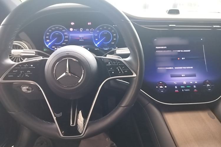 Used Mercedes-Benz EQS 2022 Updated Version 450+ Pioneer Edition Center Console