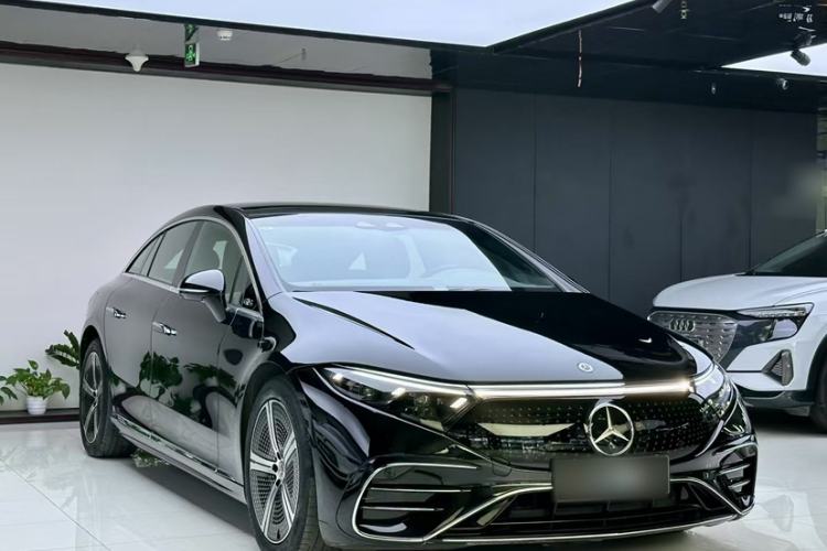 Used Mercedes-Benz EQS 2022 Updated Version 450+ Luxury Edition Exterior 3