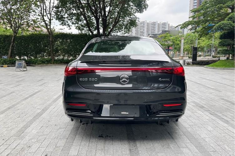 Used Mercedes-Benz EQS 2022 Updated 580 4MATIC Exterior 4