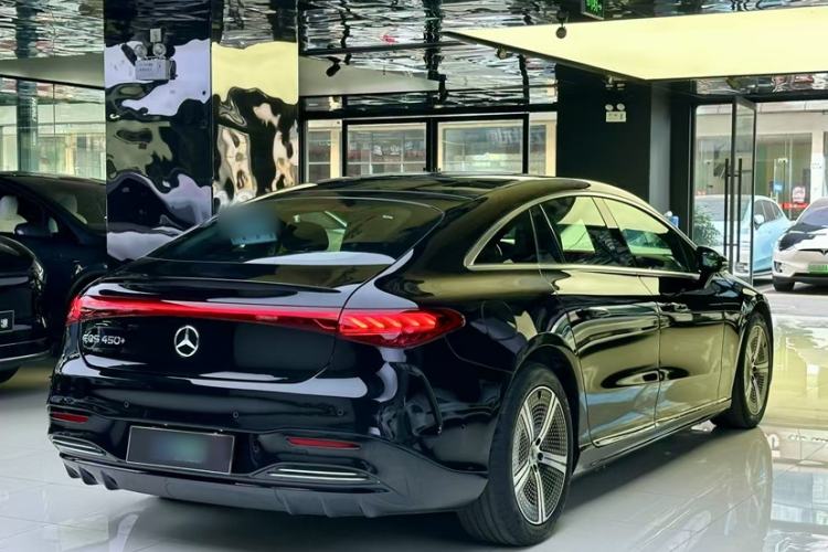 Used Mercedes-Benz EQS 2022 Updated Version 450+ Luxury Edition Exterior 5