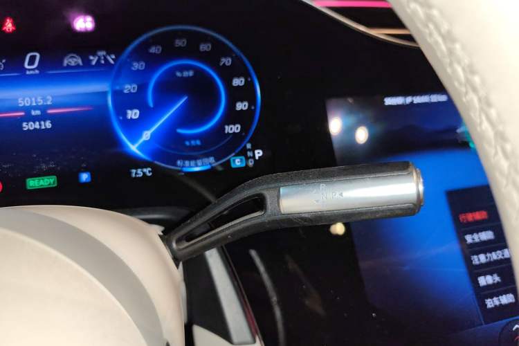 Used Mercedes-Benz EQS 2022 Updated Version 450+ Pioneer Edition Gear Lever
