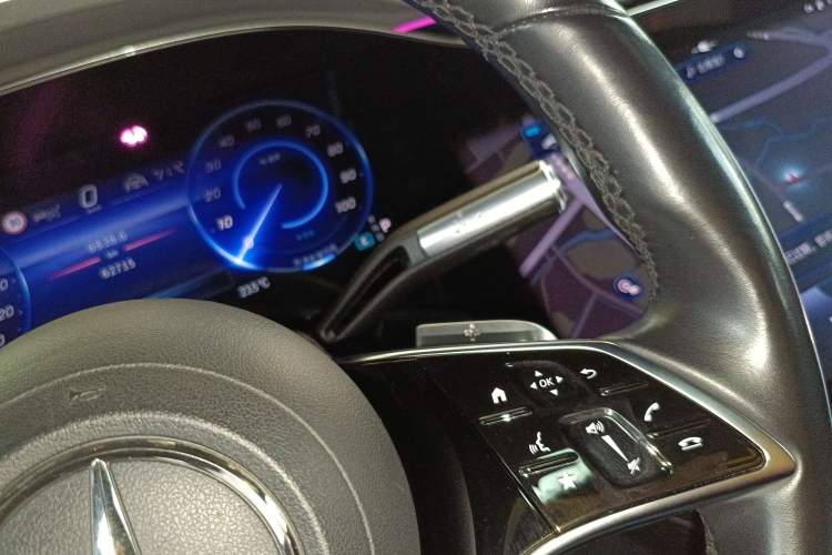 Used Mercedes-Benz EQS 2022 Updated Version 450+ Luxury Edition Gear Lever