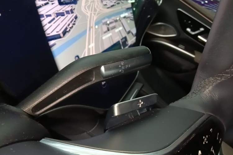 Used Mercedes-Benz EQS 2022 Updated Version 450+ Luxury Edition Gear Lever