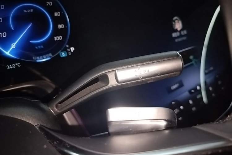 Used Mercedes-Benz EQS 2022 Updated Version 450+ Pioneer Edition Gear Lever