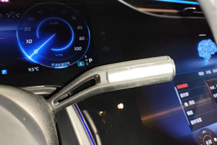 Used Mercedes-Benz EQS 2022 Updated Version 450+ Pioneer Edition Gear Lever