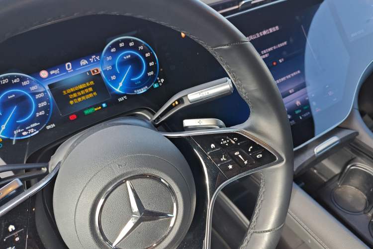 Used Mercedes-Benz EQS 2022 Updated Version 450+ Pioneer Edition Gear Lever