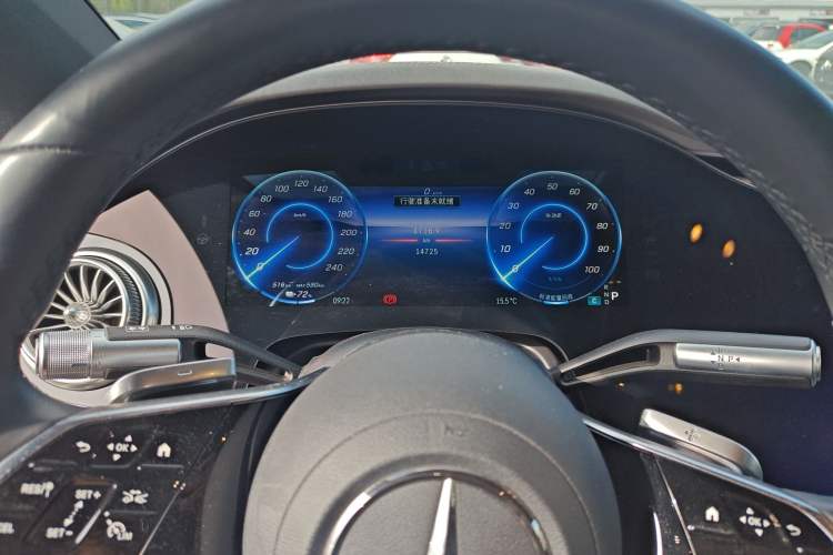 Used Mercedes-Benz EQS 2022 Updated Version 450+ Pioneer Edition Instrument Cluster