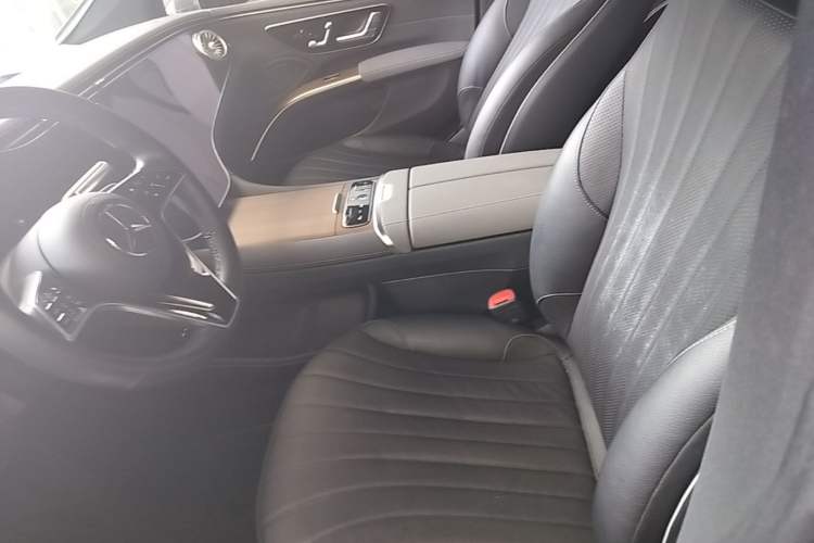Used Mercedes-Benz EQS 2022 Updated Version 450+ Pioneer Edition Left Front Seat