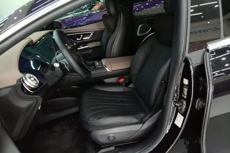 Used Mercedes-Benz EQS 2022 Updated Version 450+ Luxury Edition Left Front Seat