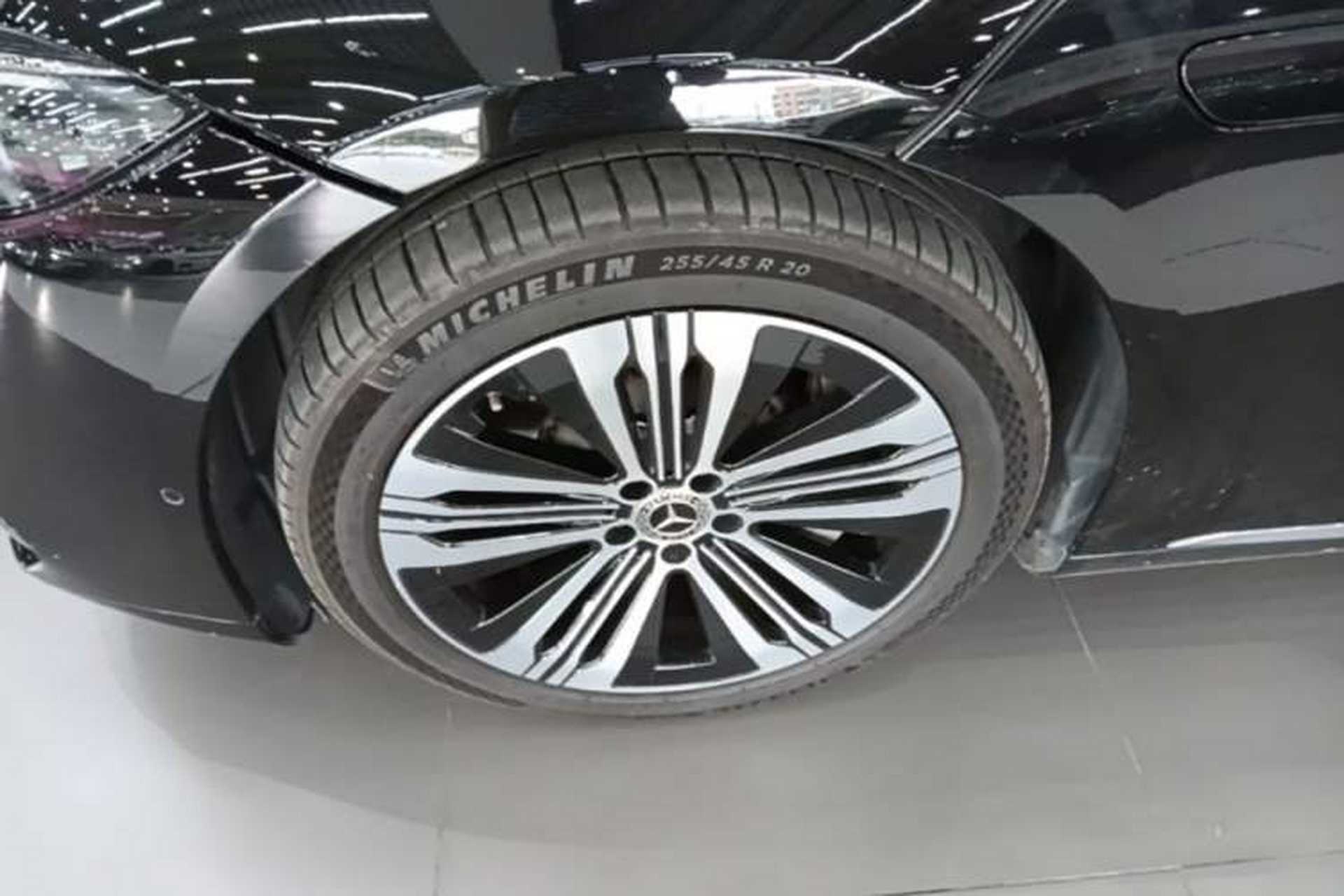 Used Mercedes-Benz EQS 2022 Updated Version 450+ Luxury Edition Left Front Wheel Hub