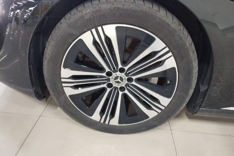 Used Mercedes-Benz EQS 2022 Updated Version 450+ Pioneer Edition Left Front Wheel Hub