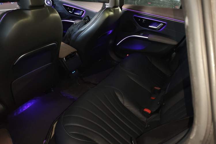 Used Mercedes-Benz EQS 2022 Updated Version 450+ Pioneer Edition Left Rear Seat