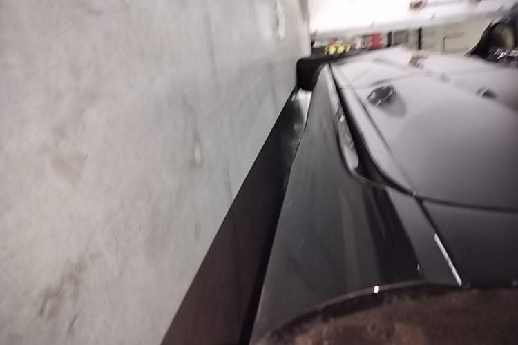 Used Mercedes-Benz EQS 2022 Updated Version 450+ Pioneer Edition Left Side Sill