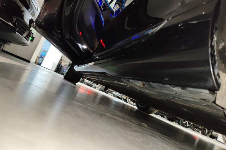 Used Mercedes-Benz EQS 2022 Updated Version 450+ Pioneer Edition Left Side Sill