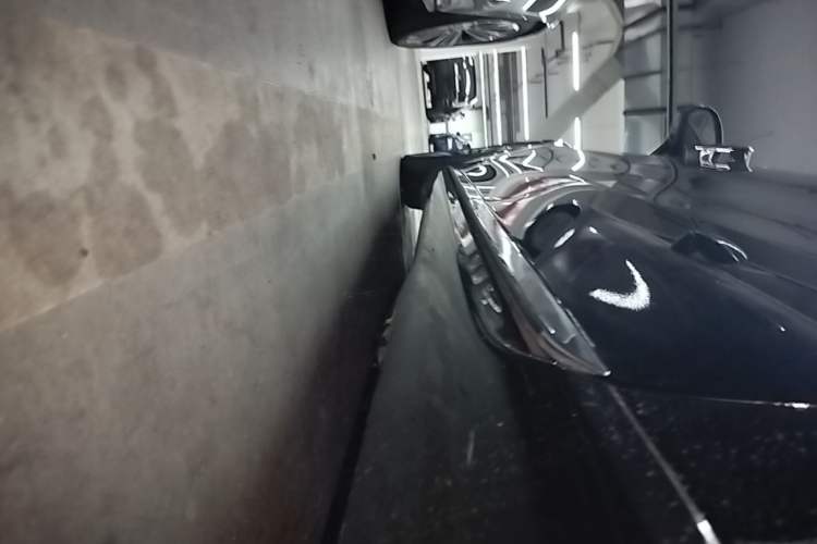 Used Mercedes-Benz EQS 2022 Updated Version 450+ Pioneer Edition Left Side Sill