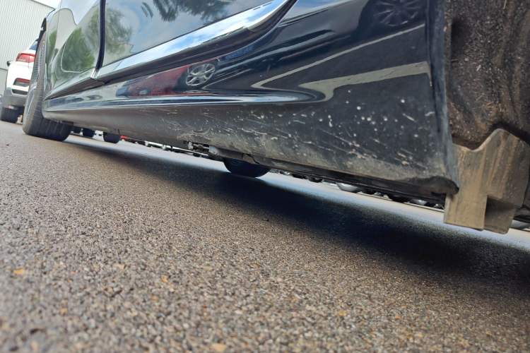 Used Mercedes-Benz EQS 2022 Updated Version 450+ Pioneer Edition Left Side Sill