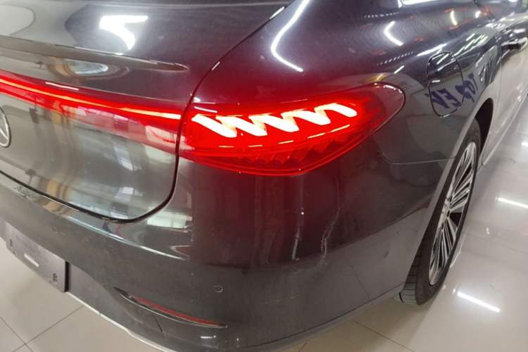 Used Mercedes-Benz EQS 2022 Updated Version 450+ Pioneer Edition Right Rear Taillight
