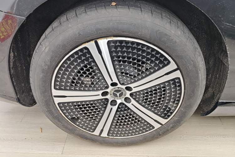 Used Mercedes-Benz EQS 2022 450+ Luxury Edition Right Rear Wheel Hub