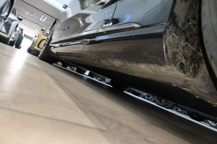 Used Mercedes-Benz EQS 2022 Updated Version 450+ Pioneer Edition Right Side Sill
