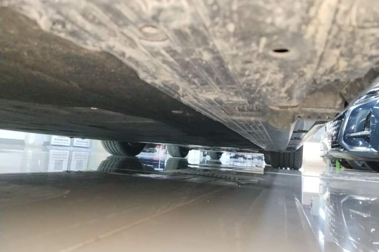 Used Mercedes-Benz EQS 2022 Updated Version 450+ Pioneer Edition Right Side Sill
