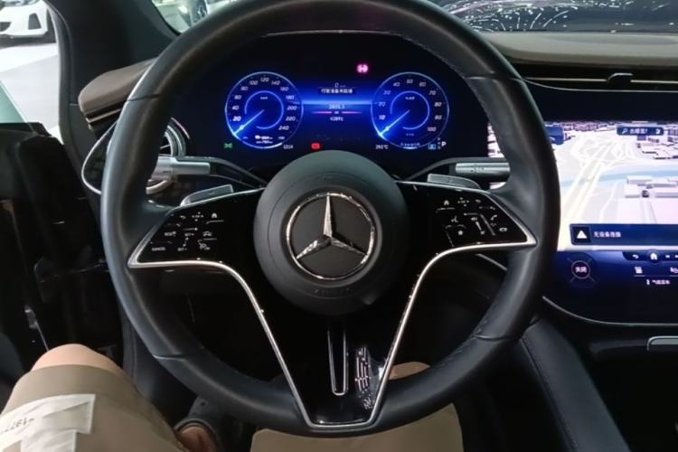 Used Mercedes-Benz EQS 2022 Updated Version 450+ Luxury Edition Steering Wheel