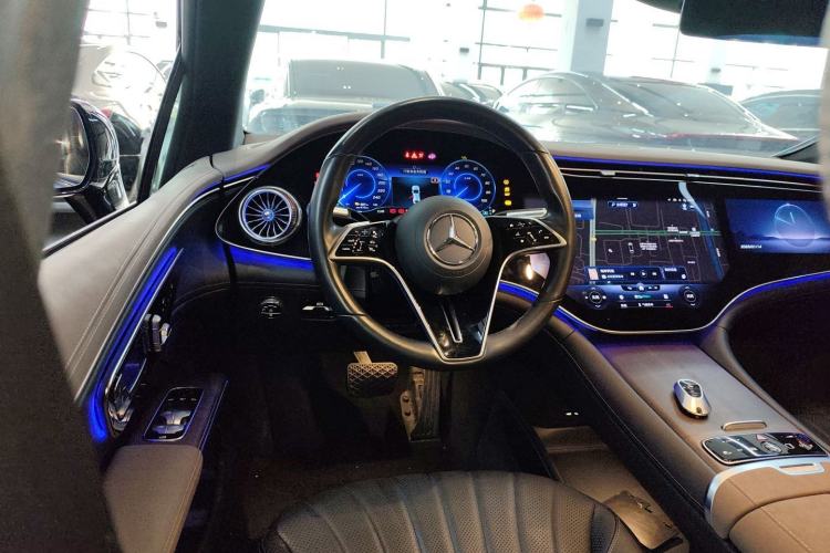 Used Mercedes-Benz EQS 2022 Updated Version 450+ Pioneer Edition Steering Wheel