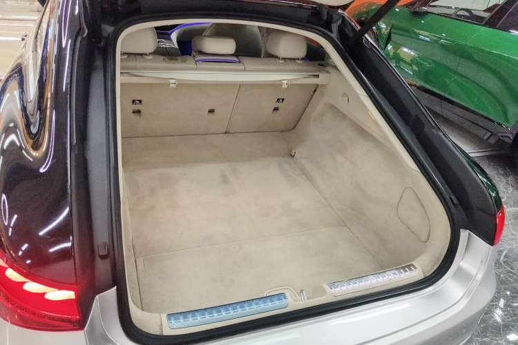 Used Mercedes-Benz EQS 2022 450+ Pioneer Edition Trunk